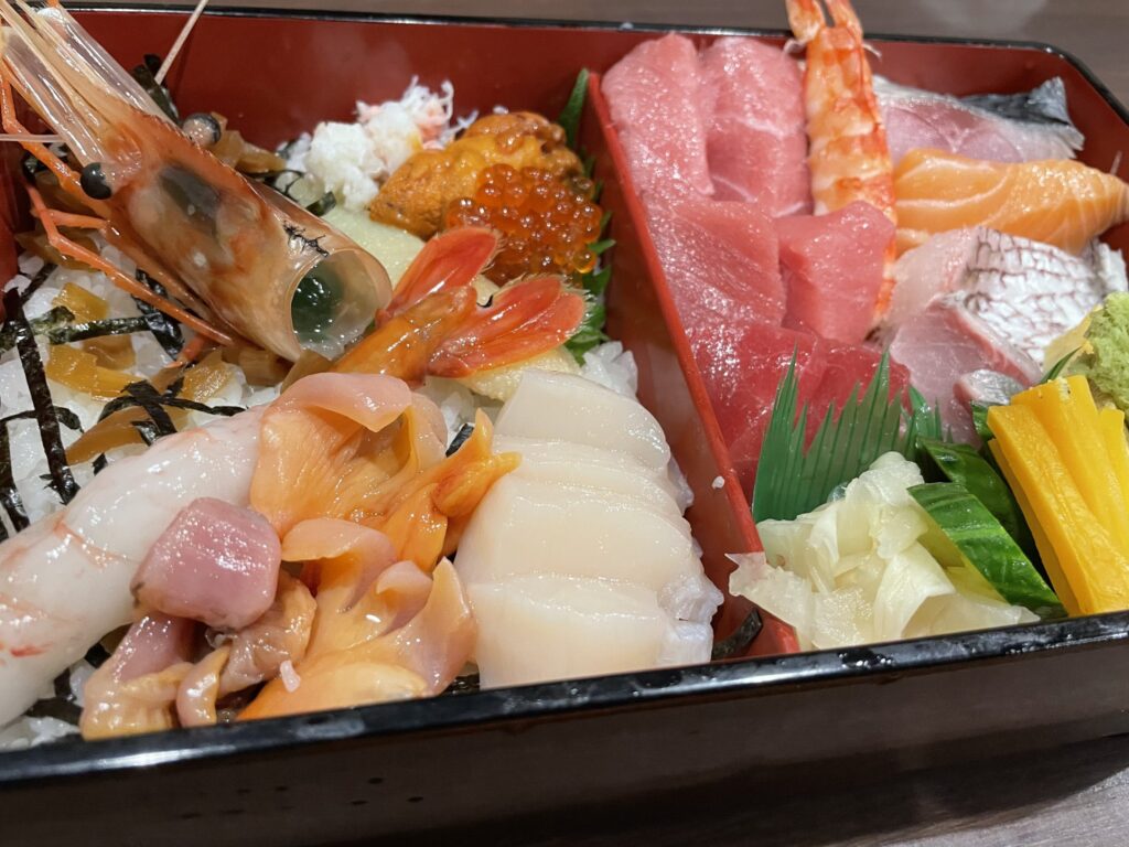 一福鮨 すごいちらし2